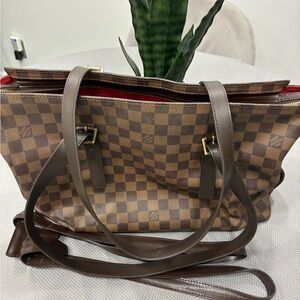 Authentic Louis Vuitton Chelsea handbag-preowned.